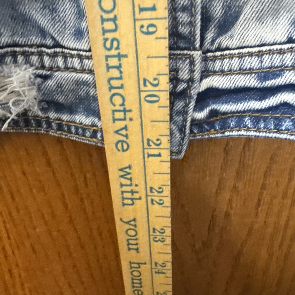 Others Follow Women's M Light‎ Wash Distressed Denim Jean Jacket Button Front - Picture 4 of 5